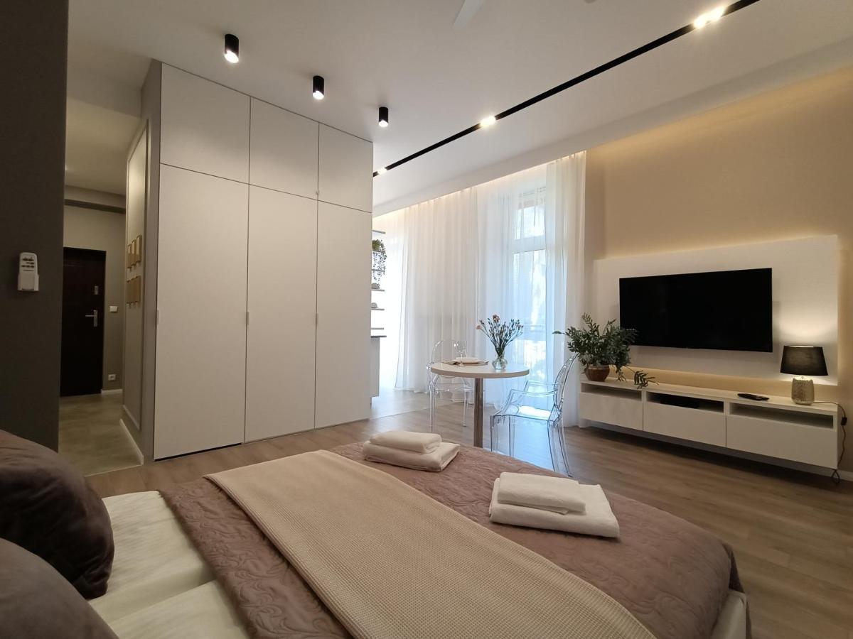 Myfive Apartments Cracovie Extérieur photo