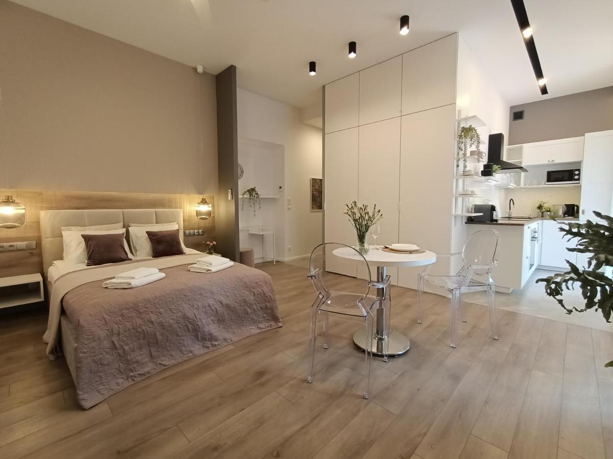Myfive Apartments Cracovie Extérieur photo